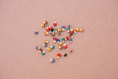 Steatit Colored Terminal Beads